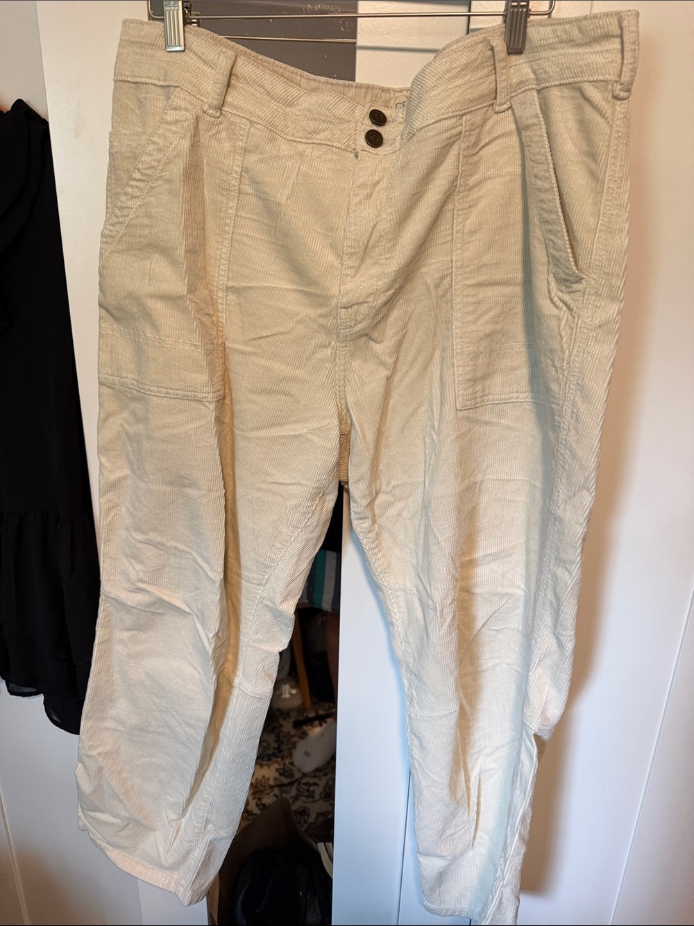 NWOT Pilcro Wanderer Cream Corduroy Pants - Classic Relaxed Fit